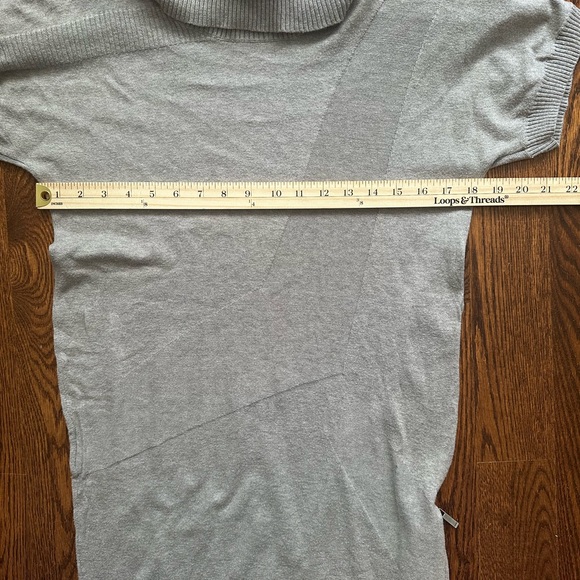 MEXX turtleneck short sleeve gray sweater size M - Picture 7 of 9